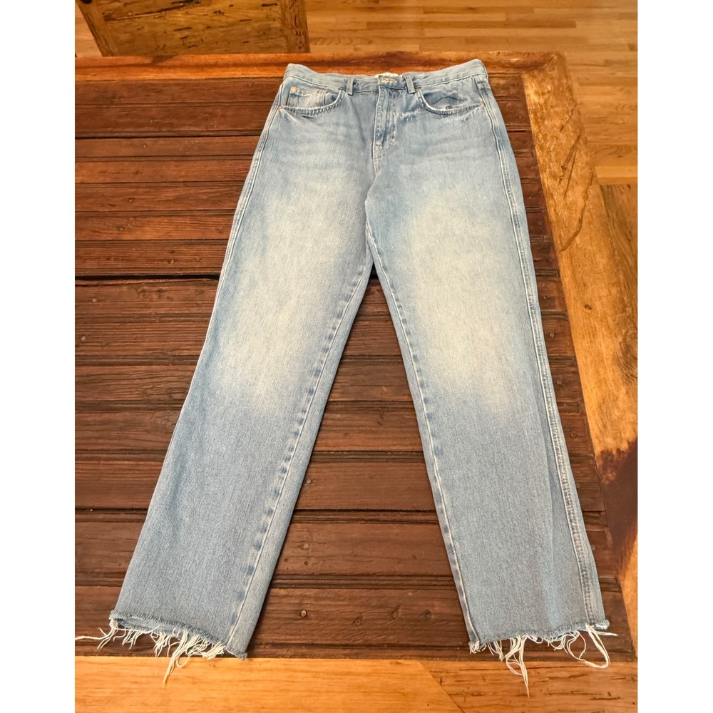 Free People We The Free High Rise Straight Leg Jeans Light Wash Raw Hem 28